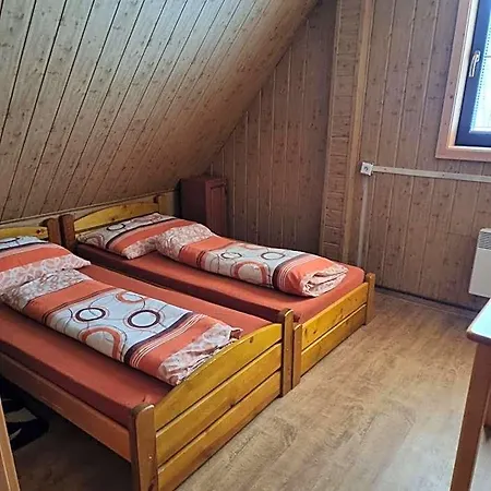 Pod Velkou Racou Hytte